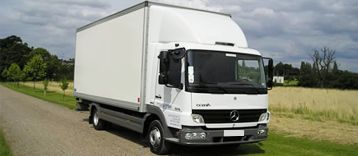 7.5 Tonne Box Truck with Tail Lift